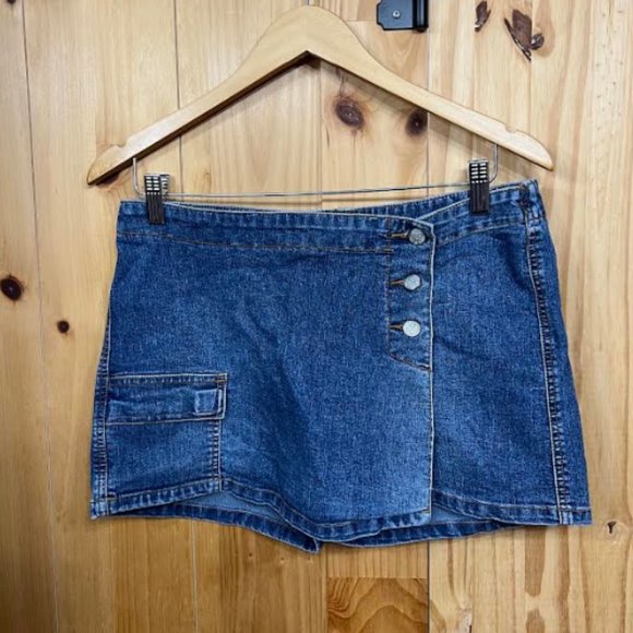 Mini Skort - Picture 1 of 4